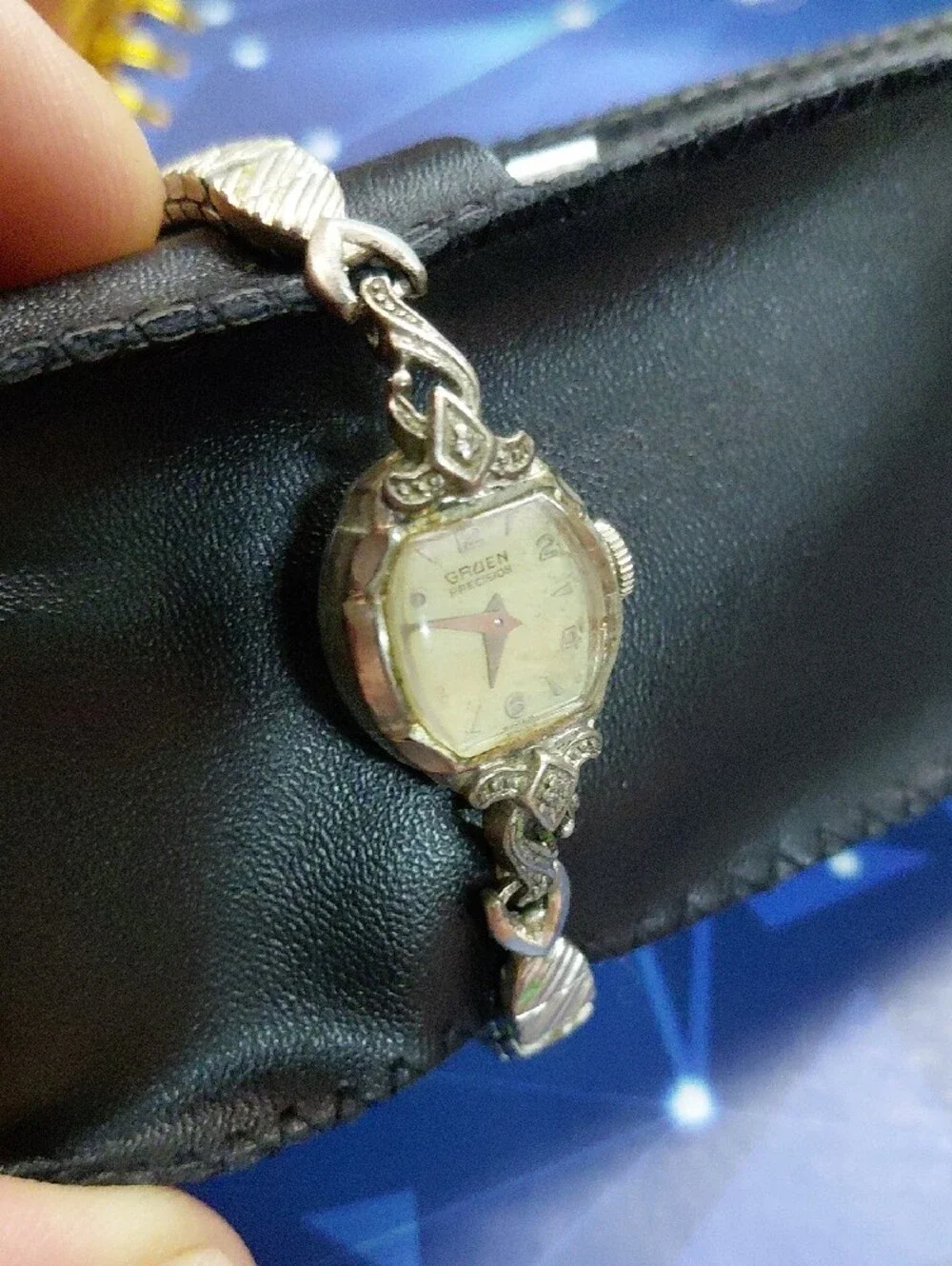 Gruen Precision Vintage Ladies Silver Tone Watch - Cream Dial